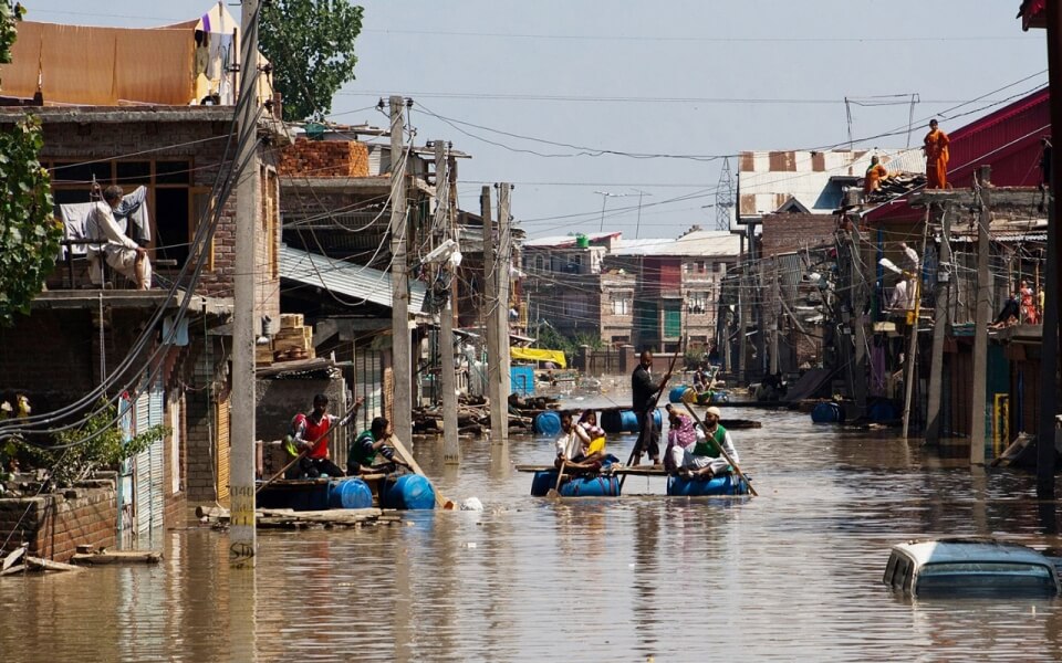 Kashmiris still suffering after floods