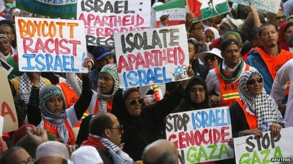 Foreign investment in Israel drops by 50%