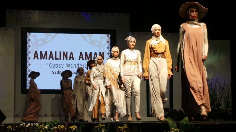 Australian Islamic fashion designers in Indonesia