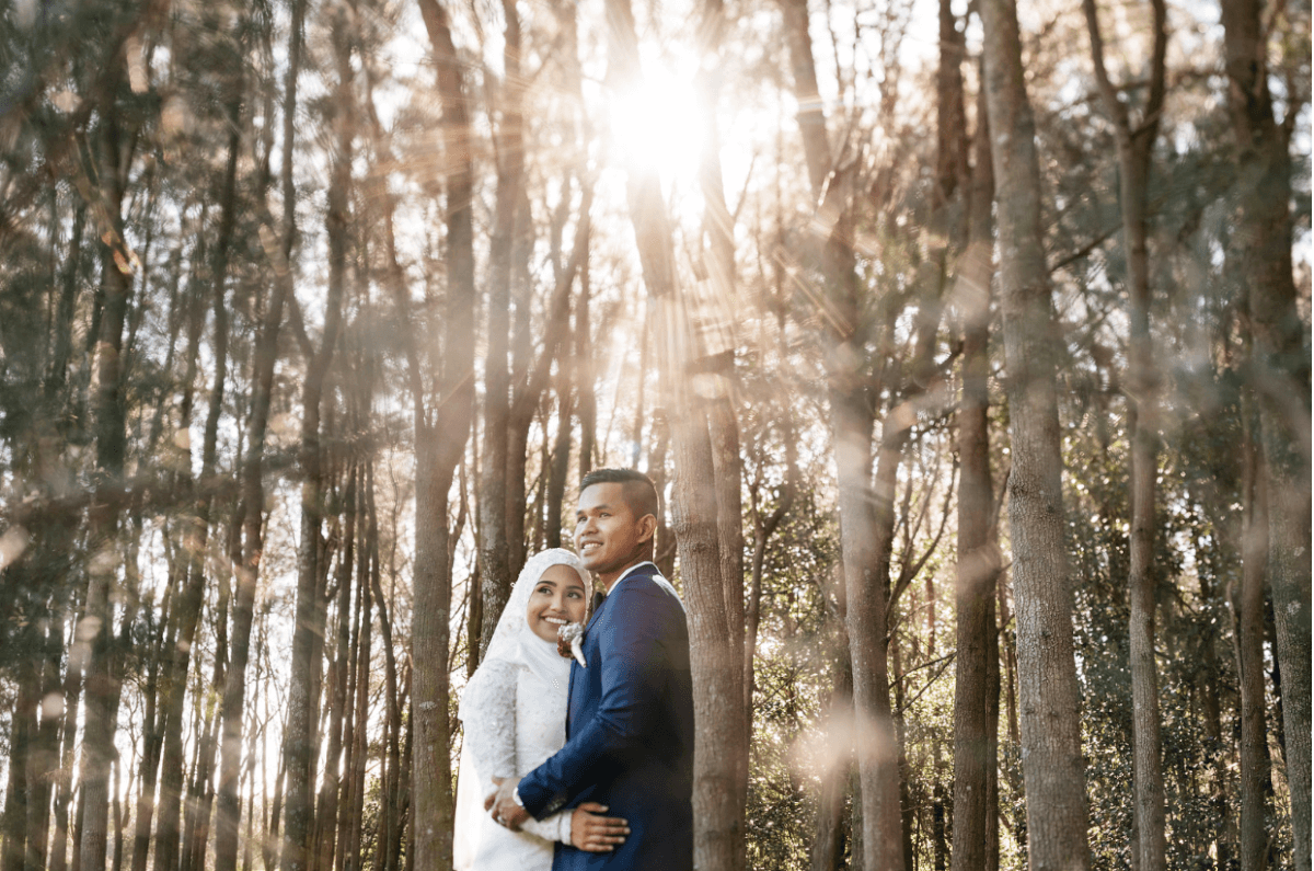 Ozzi & Bella Wedding Announcement