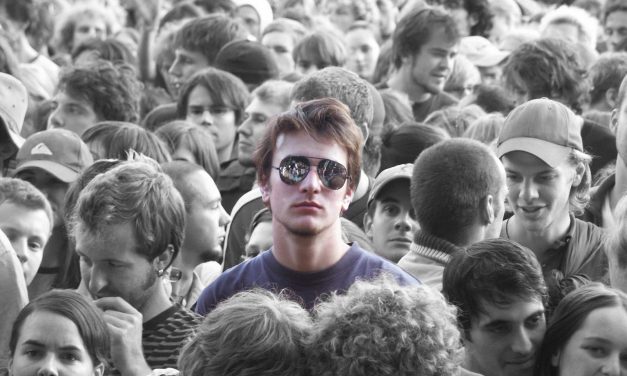Smarter People means fewer friends