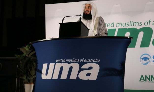 Mufti Menk goes live in Sydney