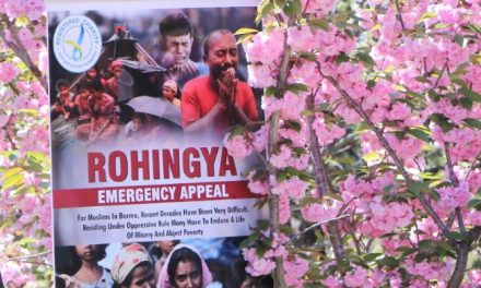 Canberrans gather to support Rohingya refugees