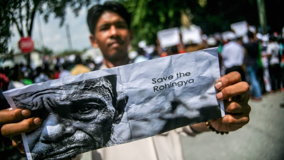 Australia urged to take lead in solving Rohingya issue