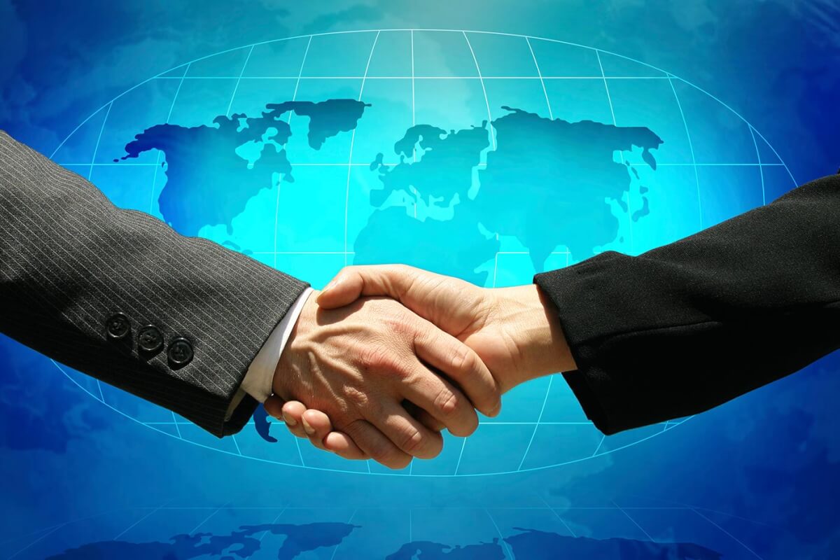 Inconsonance of free trade agreements with economic theory