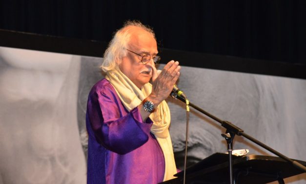 TV Star brings the house down: Anwar Maqsood’s live performance in Australia