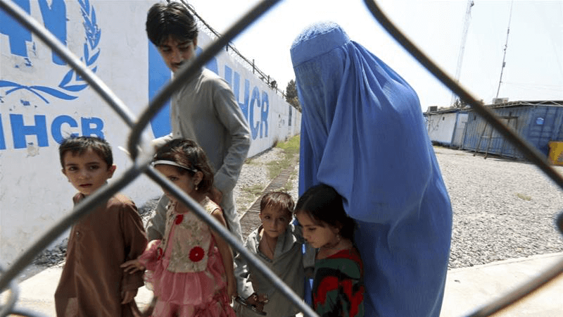 Pakistan to grant citizenship to Afghan and Bangladeshi refugees