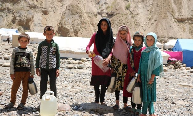 300 Afghan families escape from their homes