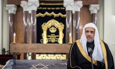 International award for fighting antisemitism