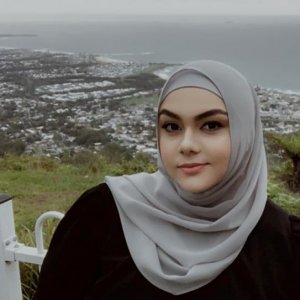 Zainab Hassib