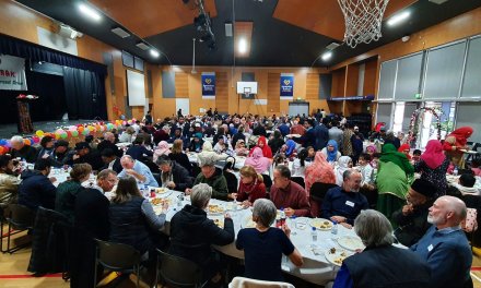 Living as Muslims in non-Muslim societies