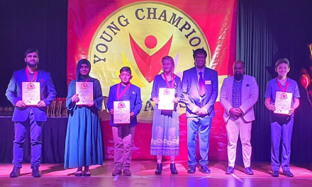 Two Muslim teens recognised at Macarthur Youth Awards