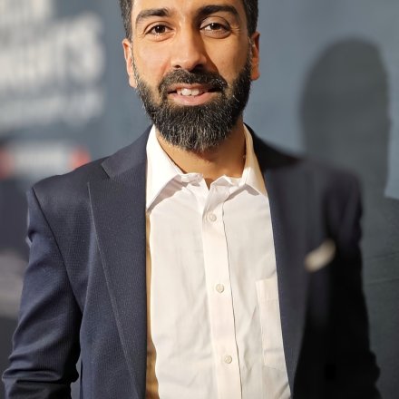 Dr Shiraz Mahkri
