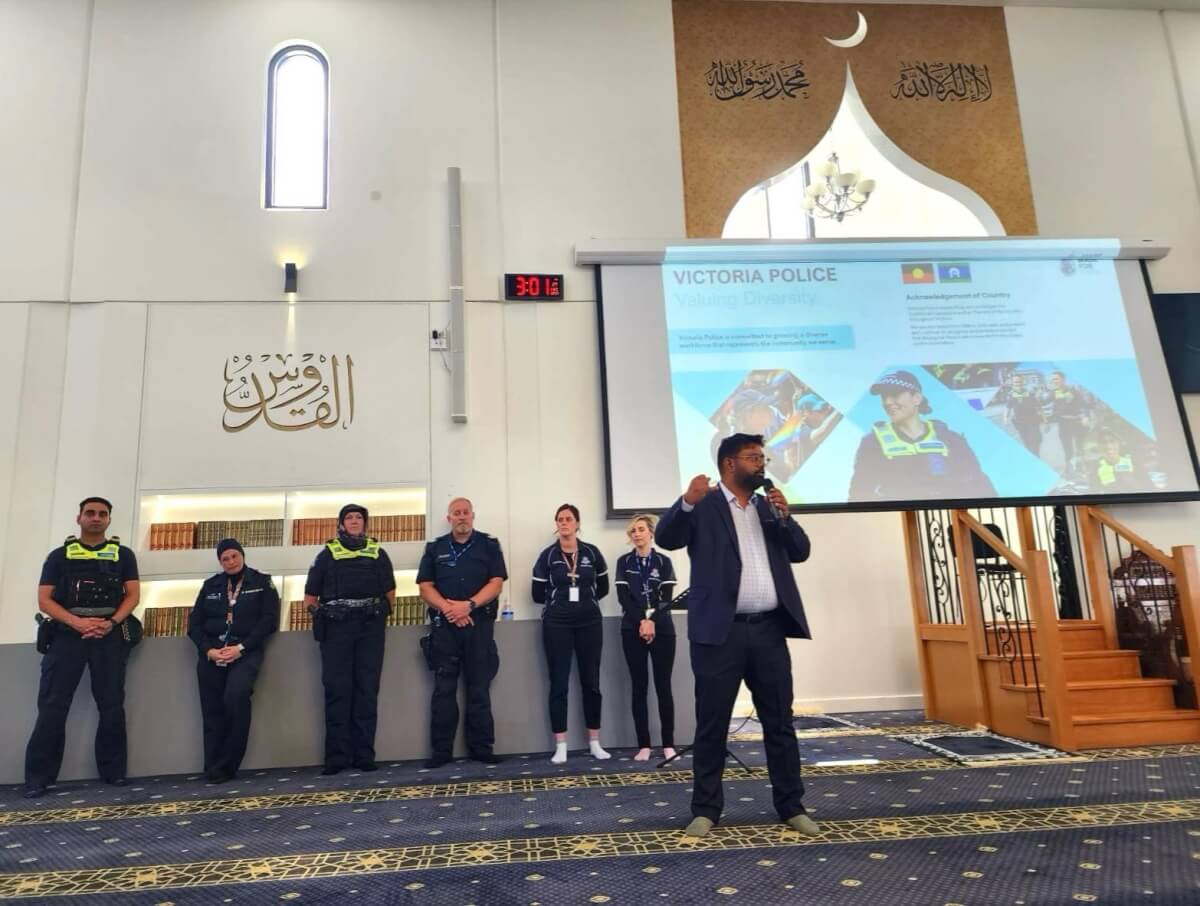 Building Bridges: Victoria Police hosts recruitment at Melbourne mosque
