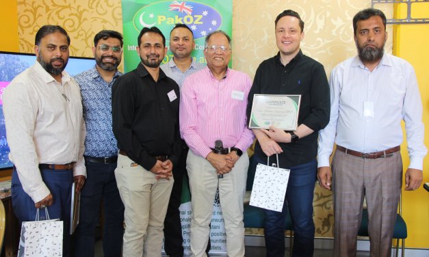 Professional Network’s Meet and Greet brings community together