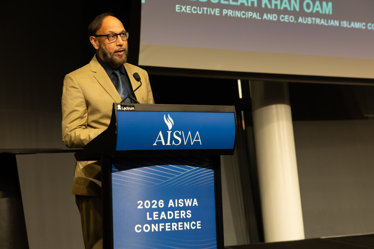 Abdullah Khan OAM and Dr Alec O’Connell honoured for distinguished service to education